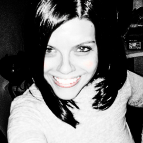 Meet the Posher - Picture 8 of 8